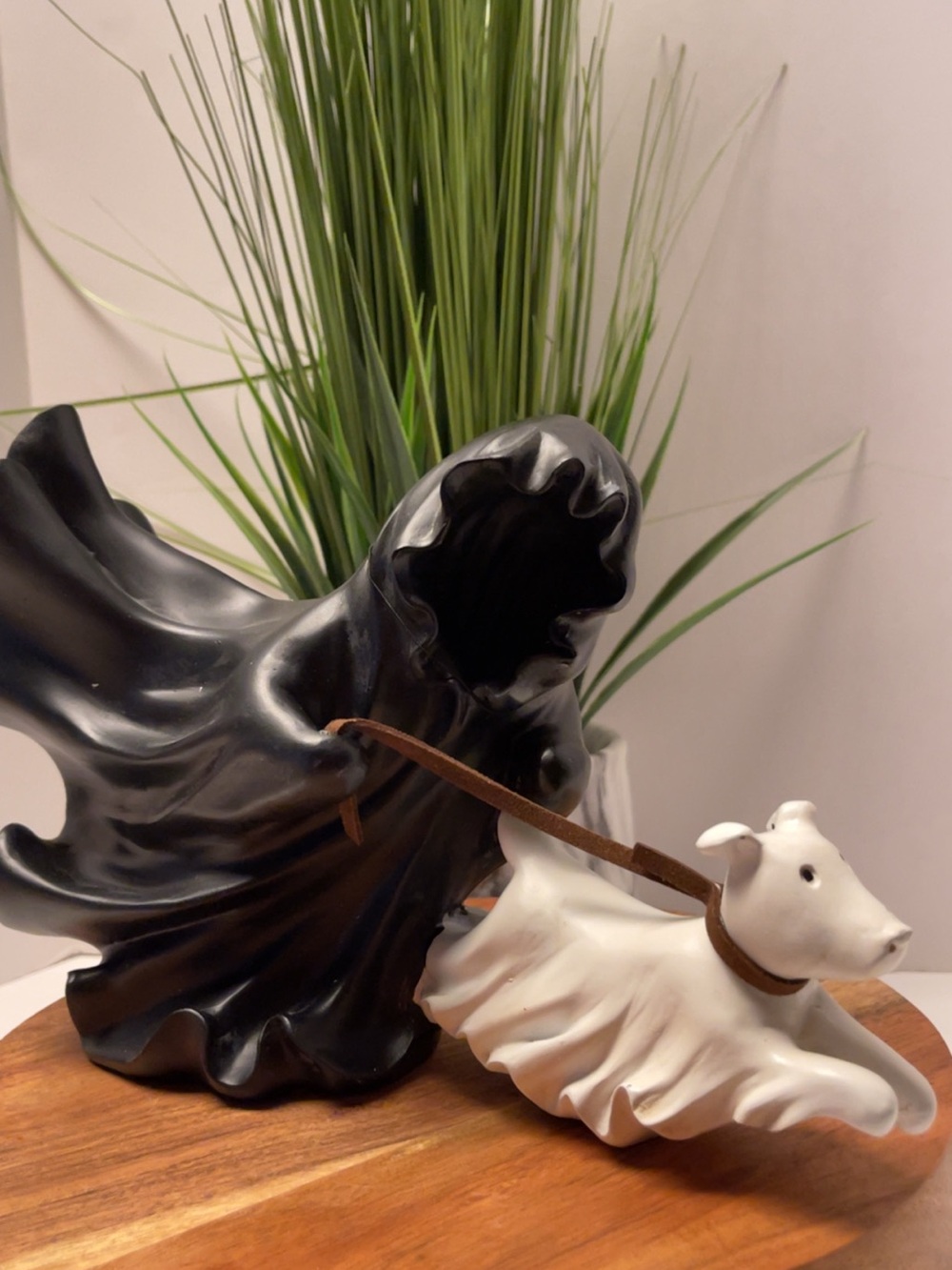 NWT Black and White Ghost walking Dog Decorative Sculpture - Home Art